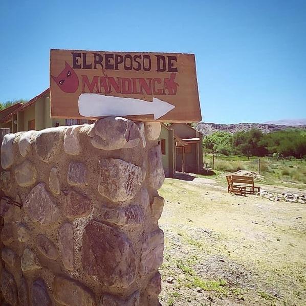 El Reposo De Mandinga Cabanas Tematicas Villa Humahuaca Exterior photo